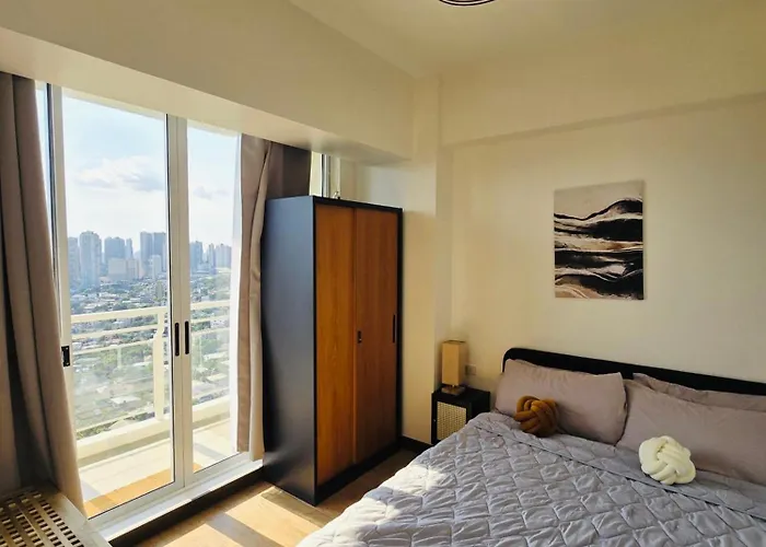Sg Urban Staycation *